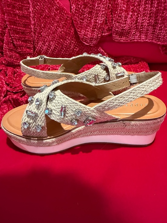 Copper Key Cream Jeweled Platform Slingback Sandals - Picture 4 of 9
